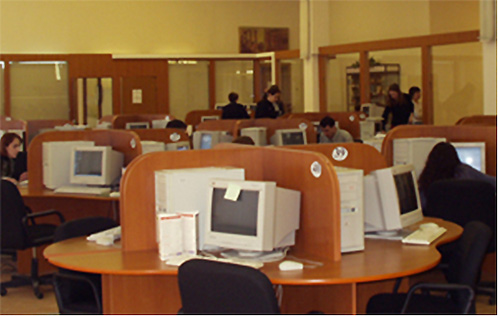 Оборудование читального зала электронной библиотеки